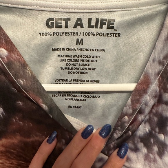 Bold Bear Graphic Print Long Sleeve Tee Medium - Picture 2 of 4